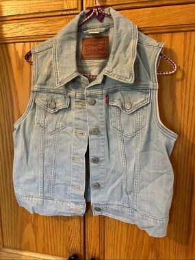 Levi's Light Wash Denim Vest - Pale Blue